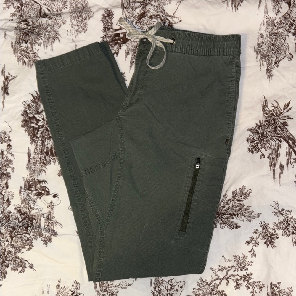 Men's Olive Green Casual Pants